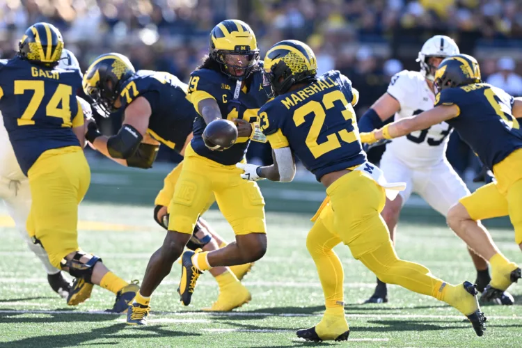 Carr leads Michigan to 21-18 against Penn State in college football